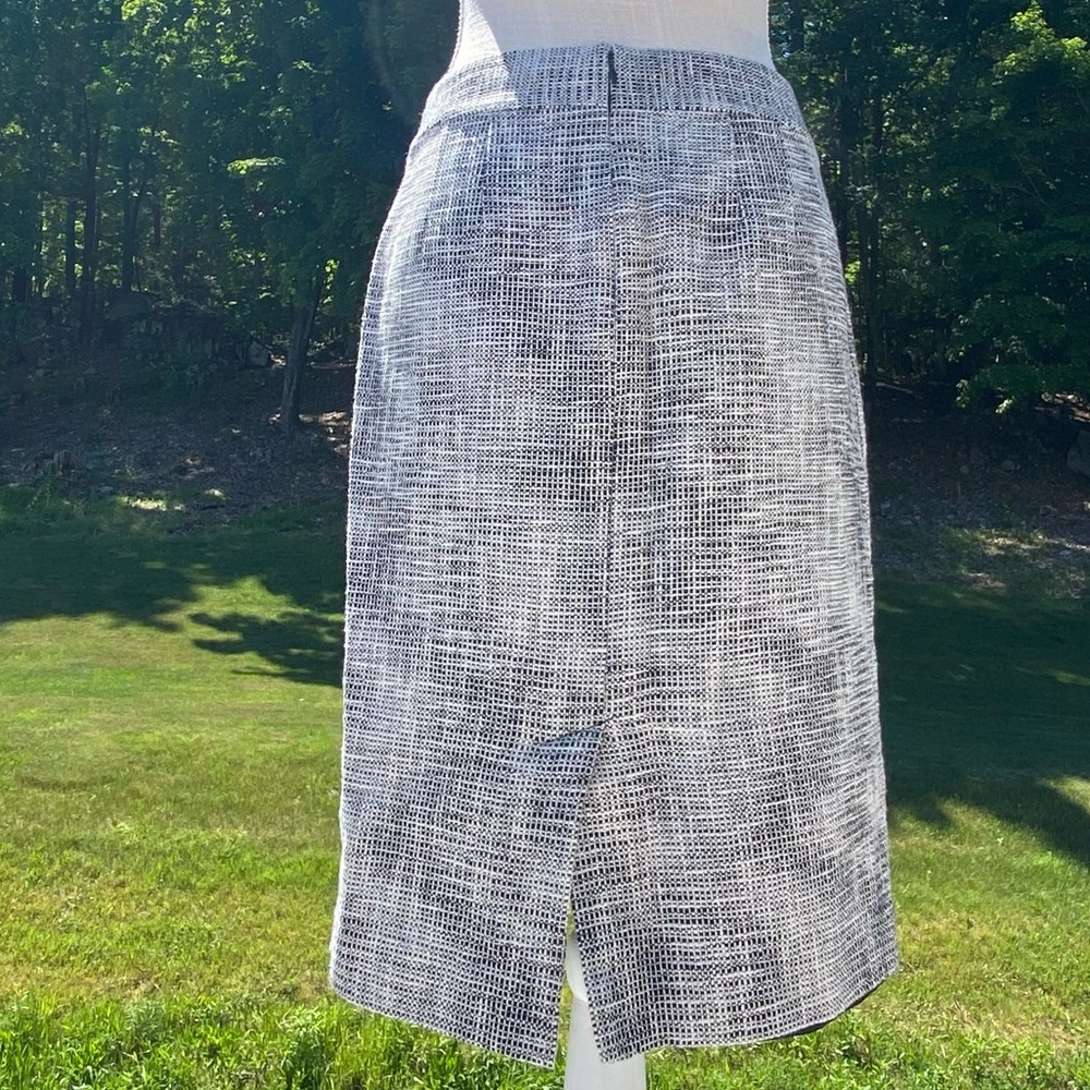BR Black/White Textured Pencil Skirt, 4. - Picture 8 of 12